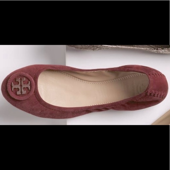 Tory Burch Allie Ballet Flat in Borscht Suede (Burgundy) - Picture 7 of 9